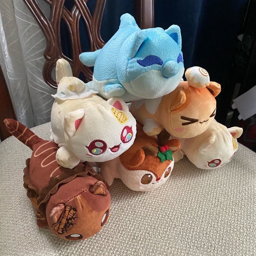 Aphmau MeeMeows plush lot of 6
